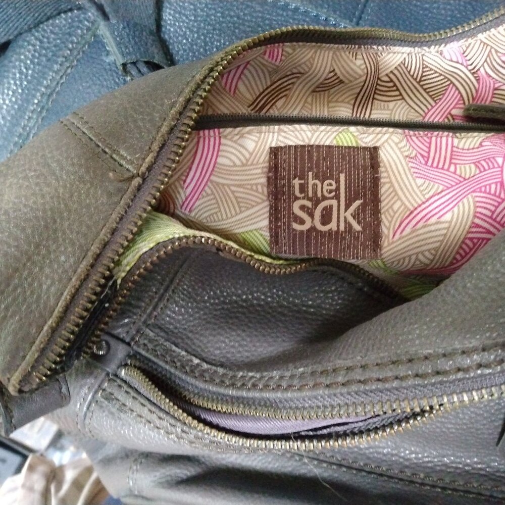 Like new Sak Purse